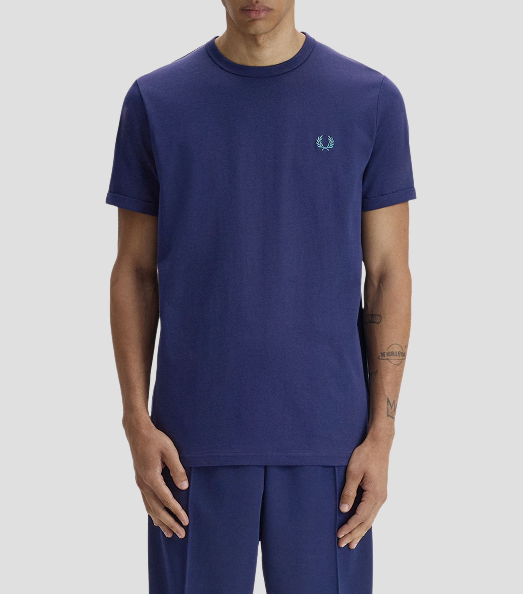 Playera cuello redondo manga corta lisa Hombre